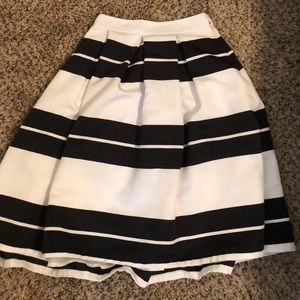 High waisted express skirt new without tags 00